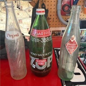 Vintage 7 Up, Pepsi and RC Cola Glass Bottles